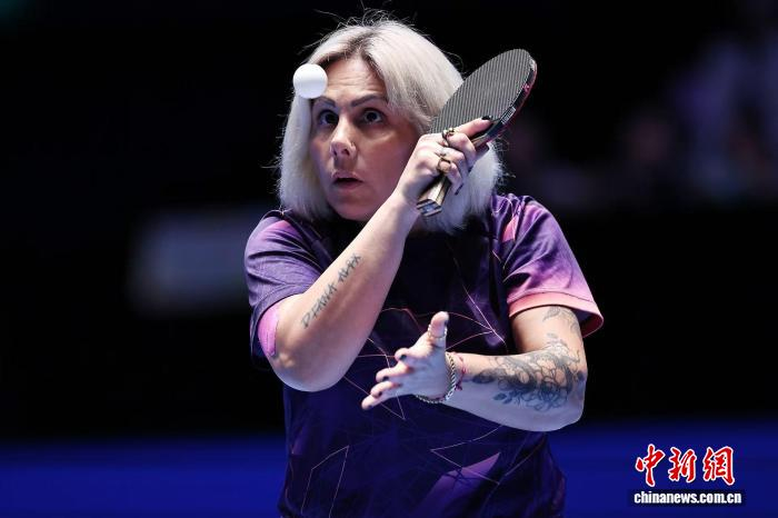 海口亚洲杯：致敬“孤勇者”|安娜|玛丽|蒯曼|中新社|黄祺燊_新浪体育_新浪新闻