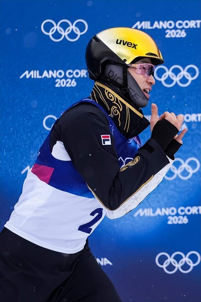 足球-2金3铜双蝉联！FILA助力创造中国自由式滑雪空中技巧队全新传奇