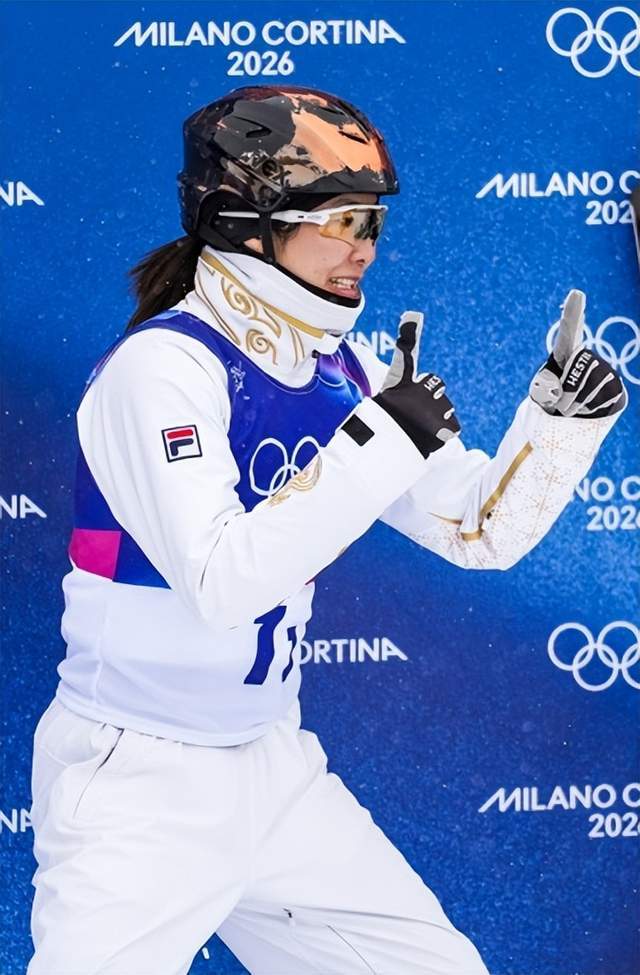 足球-2金3铜双蝉联！FILA助力创造中国自由式滑雪空中技巧队全新传奇