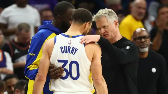 突发！勇士帅位大地震！格林实锤科尔离队，NCAA冠军教头接盘？|德雷蒙德·格林|戈尔|德拉蒙德-格林|史蒂夫-科尔|金州勇士队_新浪体育_新浪新闻